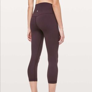 Lululemon Align Crop 21” Midnight Plum sz 6